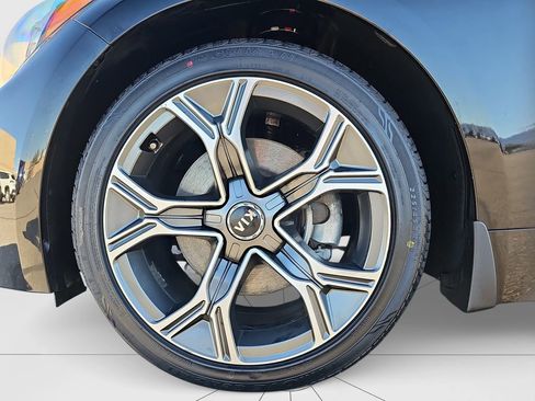 Used 2020 Kia Stinger GT-Line image 21