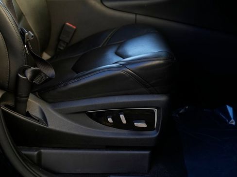 Used 2020 Cadillac Escalade Luxury image 28