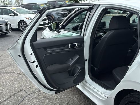 Used 2023 Honda Civic Sport image 29