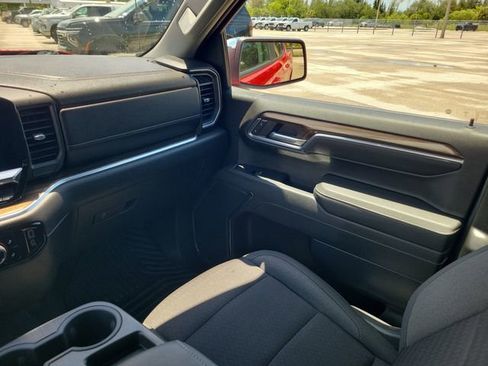 Certified 2024 Chevrolet Silverado 1500 LT AWD/4WD image 13