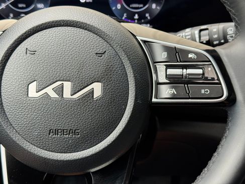 Used 2025 Kia Seltos EX w/ EX Sunroof Package FWD image 20