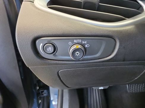 Used 2024 Chevrolet Malibu LT FWD image 18
