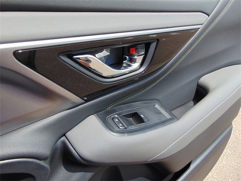 New 2025 Subaru Outback Onyx Edition XT w/ Popular Package #2 image 27