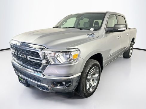 Used 2022 RAM 1500 Big Horn AWD/4WD image 3