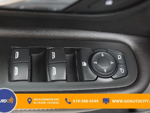 Used 2019 GMC Terrain SLE w/ Driver Convenience Package FWD image 19