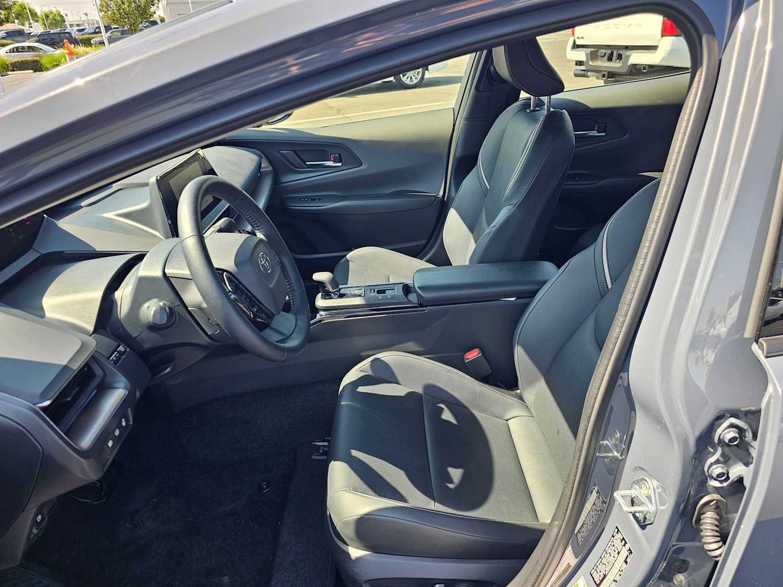 Certified 2026 Toyota Prius XLE FWD image 20