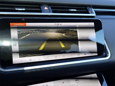 Used 2020 Land Rover Range Rover Velar S image 28
