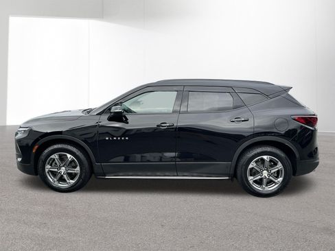 Used 2024 Chevrolet Blazer LT AWD/4WD image 6