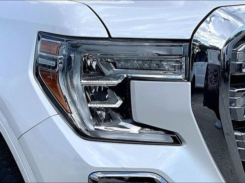 Used 2020 GMC Sierra 1500 SLT w/ SLT Premium Plus Package AWD/4WD image 38