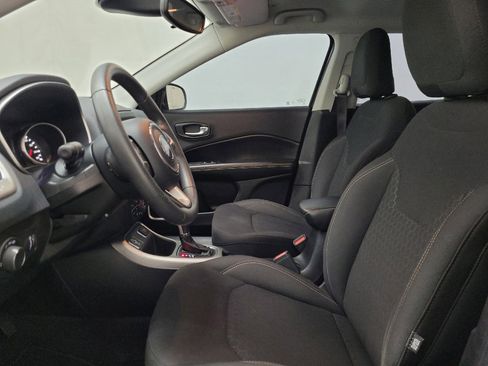 Used 2019 Jeep Compass Sport FWD image 17