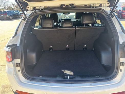 Used 2025 Jeep Compass Limited image 32