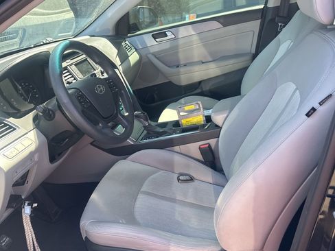 Used 2016 Hyundai Sonata SE image 8