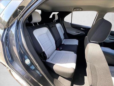 Certified 2022 Chevrolet Equinox LS w/ LS Convenience Package FWD image 29