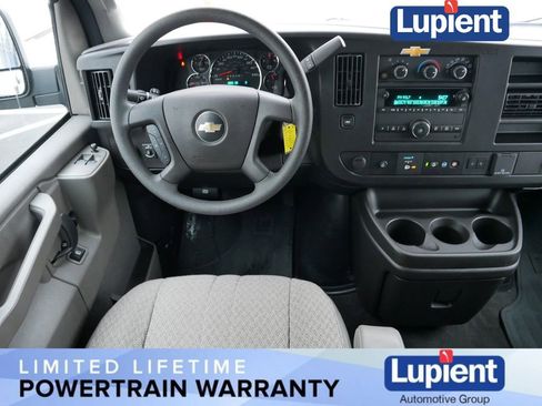 Used 2025 Chevrolet Express 3500 LT w/ LT Preferred Equipment Group image 19