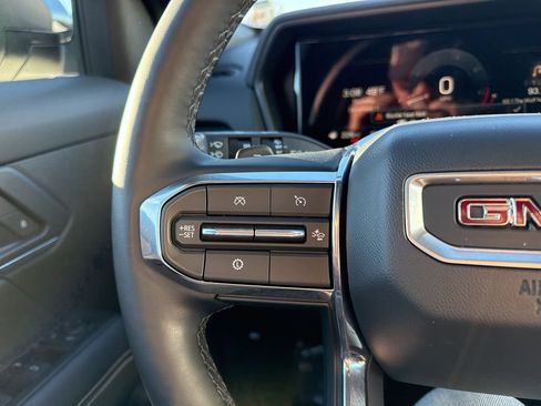 Used 2025 GMC Terrain Elevation image 14