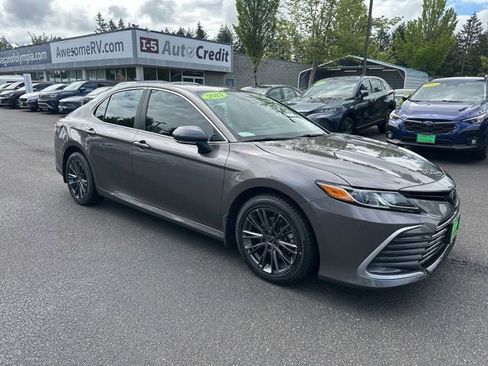 Used 2021 Toyota Camry LE w/ Cold Weather Package AWD/4WD image 11