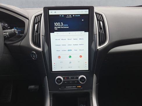 Certified 2022 Ford Edge SE image 17