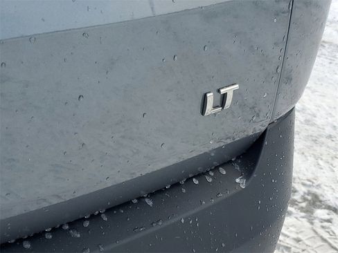 Used 2019 Chevrolet Traverse LT image 36