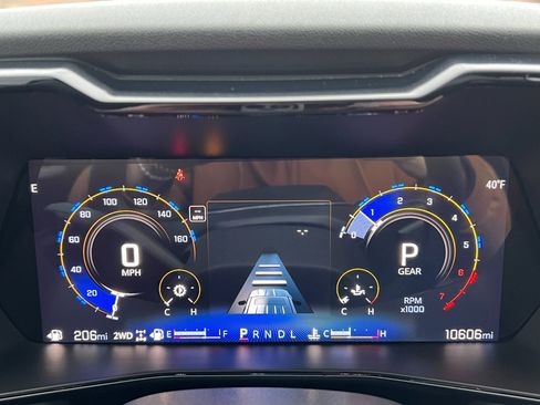 Used 2025 Chevrolet Colorado ZR2 w/ Technology Package image 32