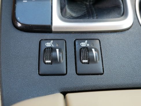 Used 2015 Toyota Highlander XLE AWD/4WD image 31