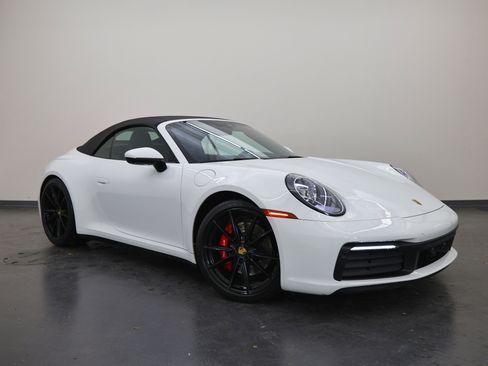 Used 2020 Porsche 911 Carrera 4S image 2