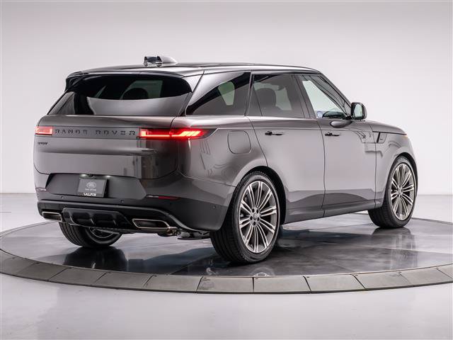 New 2027 Land Rover Range Rover Sport SE AWD/4WD image 5