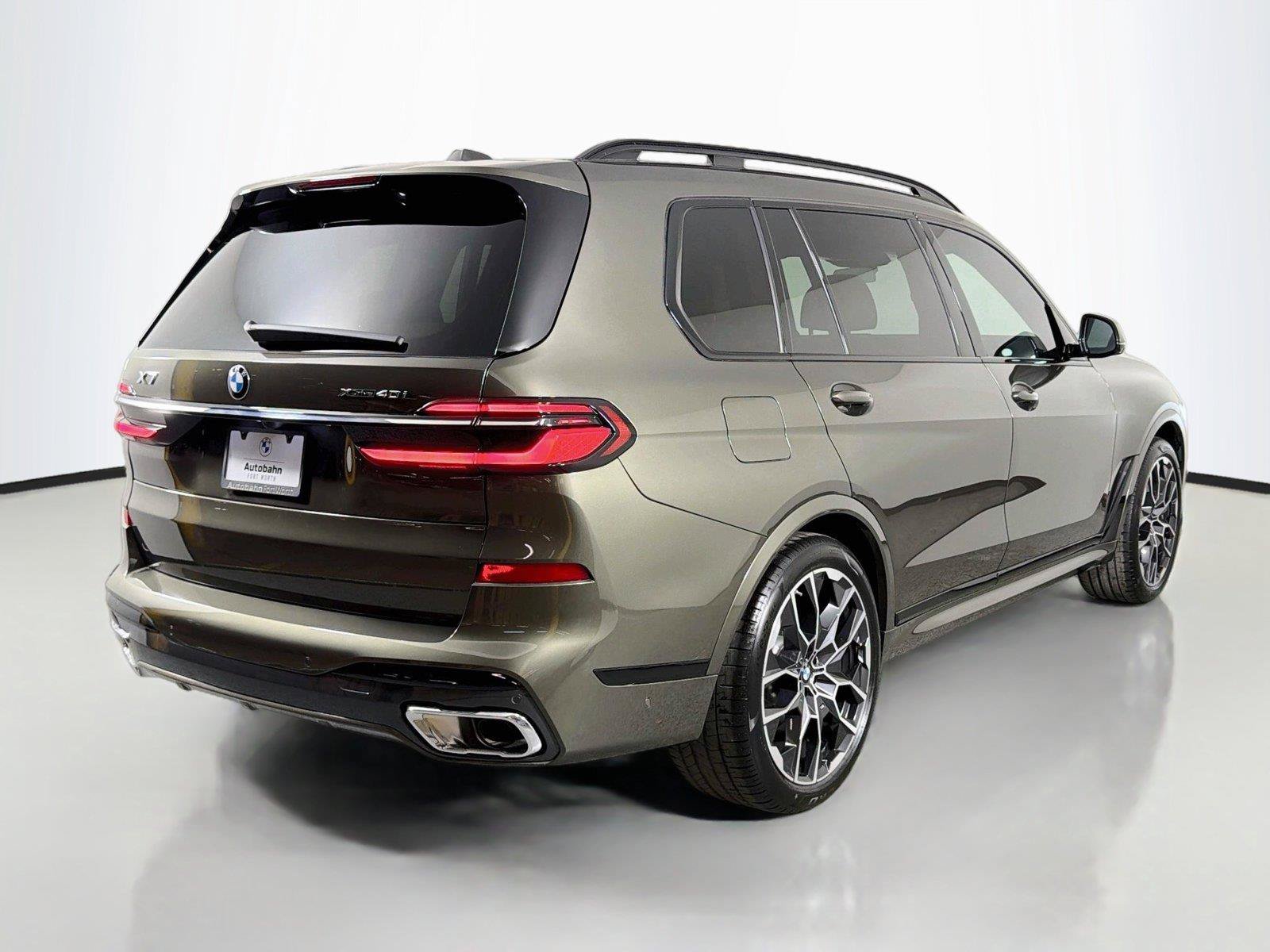 New 2027 BMW X7 xDrive40i w/ M Sport Package AWD/4WD image 5