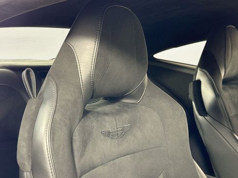 Used 2019 Aston Martin DBS Superleggera image 24