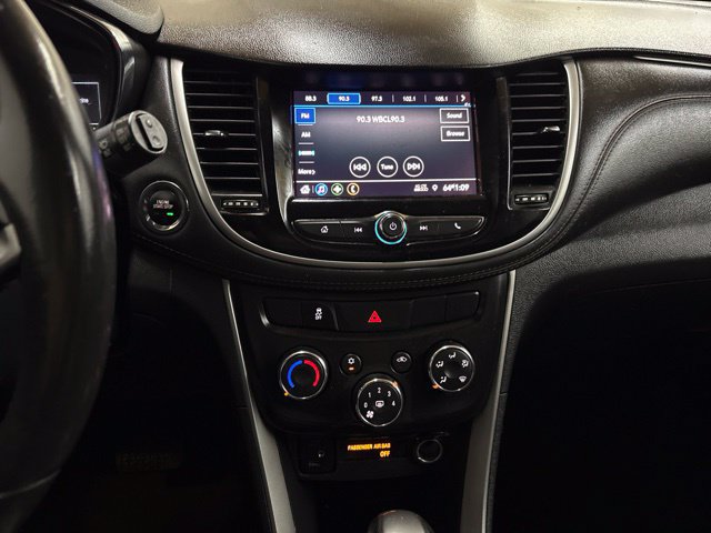 Used 2021 Chevrolet Trax LT w/ Midnight Edition FWD image 27