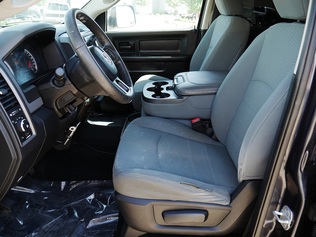 Used 2013 RAM 1500 ST w/ SXT Appearance Group AWD/4WD image 10
