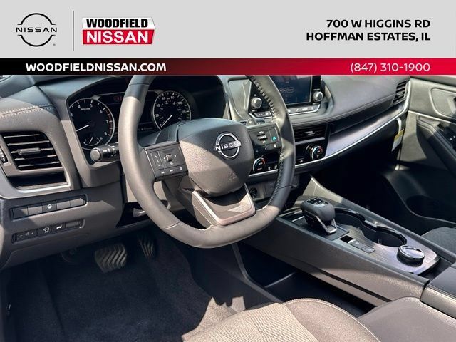 Certified 2026 Nissan Rogue SV AWD/4WD image 30