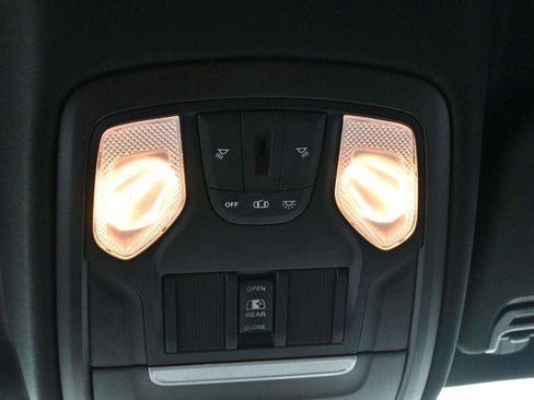 Used 2020 RAM 1500 Big Horn AWD/4WD image 29
