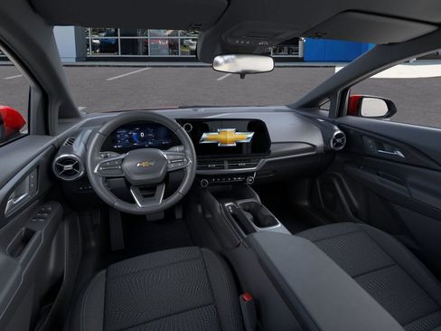 New 2026 Chevrolet Equinox EV LT w/ Comfort Package FWD image 15