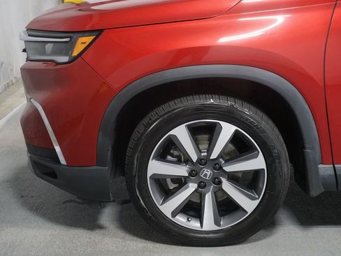 Used 2023 Honda Pilot Elite image 5