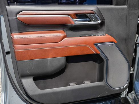 Used 2024 GMC Sierra 2500 Denali Ultimate w/ Max Trailering Package image 19