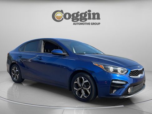 Used 2019 Kia Forte LXS image 7