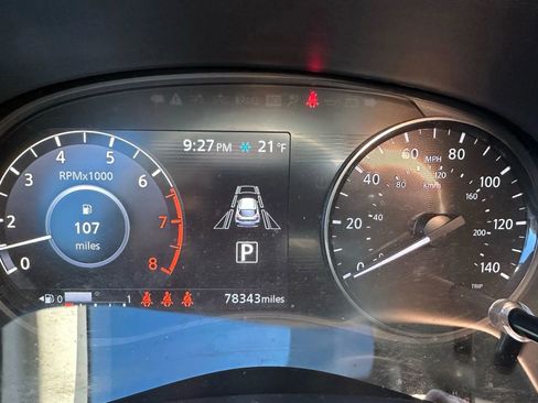 Used 2021 Nissan Kicks SV image 14