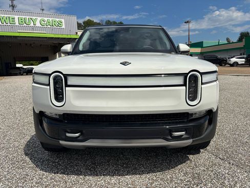 Used 2024 Rivian R1S Adventure AWD/4WD image 8