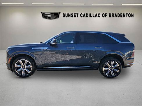 New 2025 Cadillac Escalade IQ Luxury 2 image 4