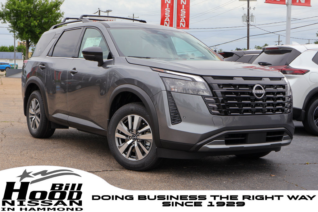New 2026 Nissan Pathfinder SL FWD image 1