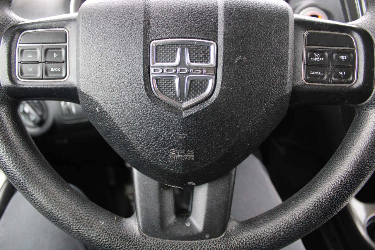 Used 2017 Dodge Journey SXT w/ Comfort/Convenience Group FWD image 15