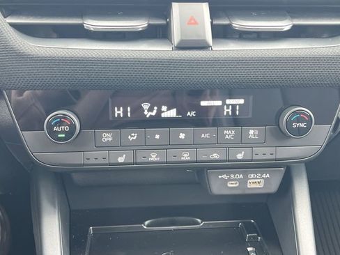 New 2026 Subaru Outback Limited image 15