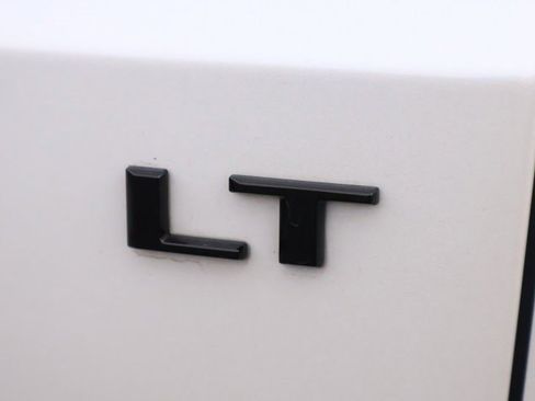 Certified 2024 Chevrolet Traverse LT w/ Enhanced Driving Package image 27