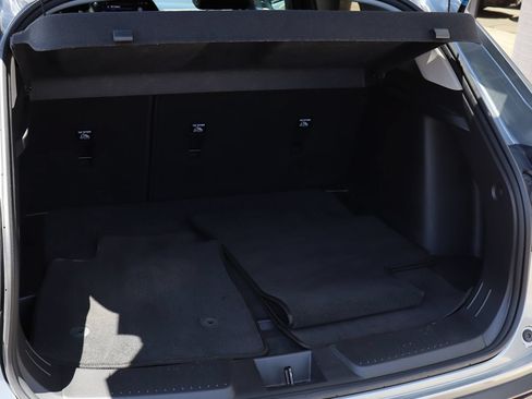 Used 2025 Chevrolet Trax ACTIV w/ Sunroof Package FWD image 25
