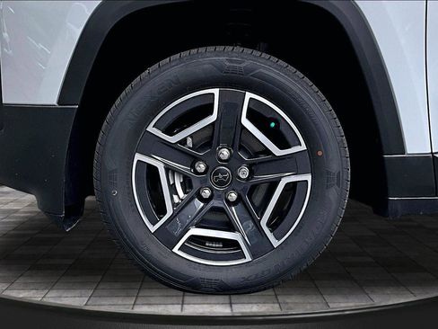 New 2026 Jeep Cherokee Limited AWD/4WD image 11