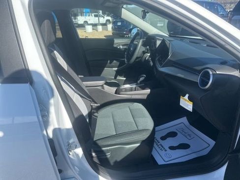 New 2026 Chevrolet Trax LS image 30