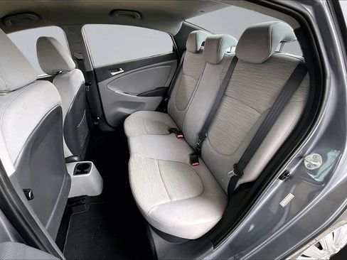 Used 2017 Hyundai Accent SE FWD image 18