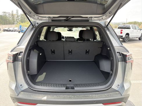 New 2026 Chevrolet Equinox LT w/ Midnight Edition image 18