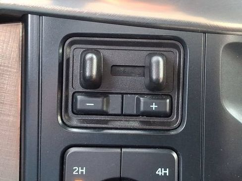 Certified 2025 Ford F150 King Ranch AWD/4WD image 26