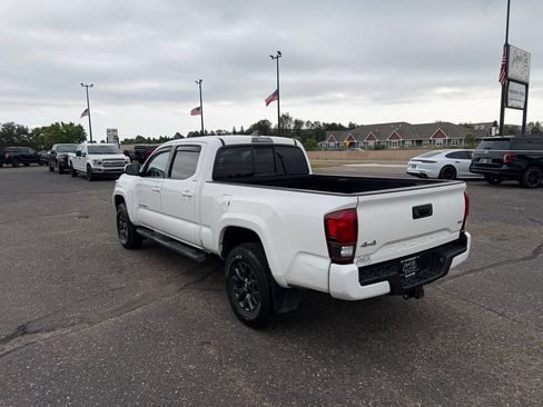 Used 2021 Toyota Tacoma TRD Sport AWD/4WD image 7